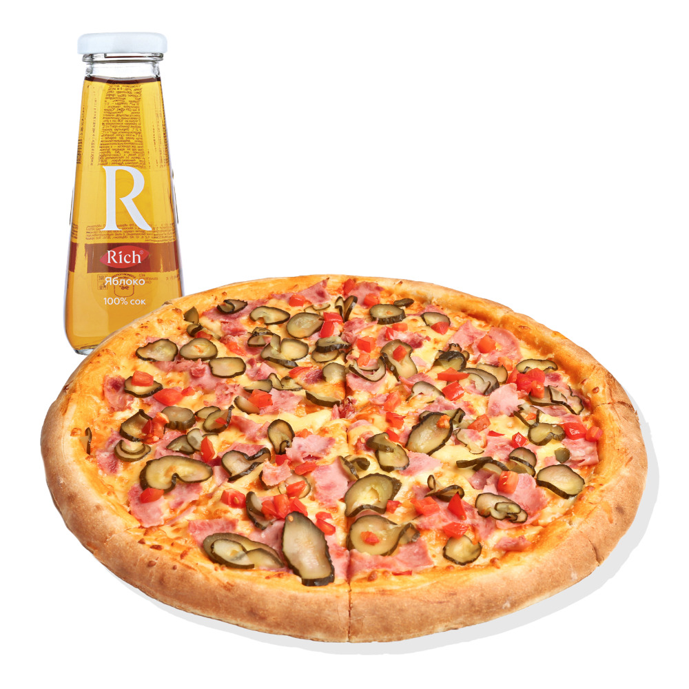 Пицца и напиток